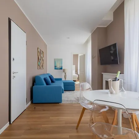Apartment Vis A Vis