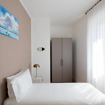 Apartment Vis A Vis